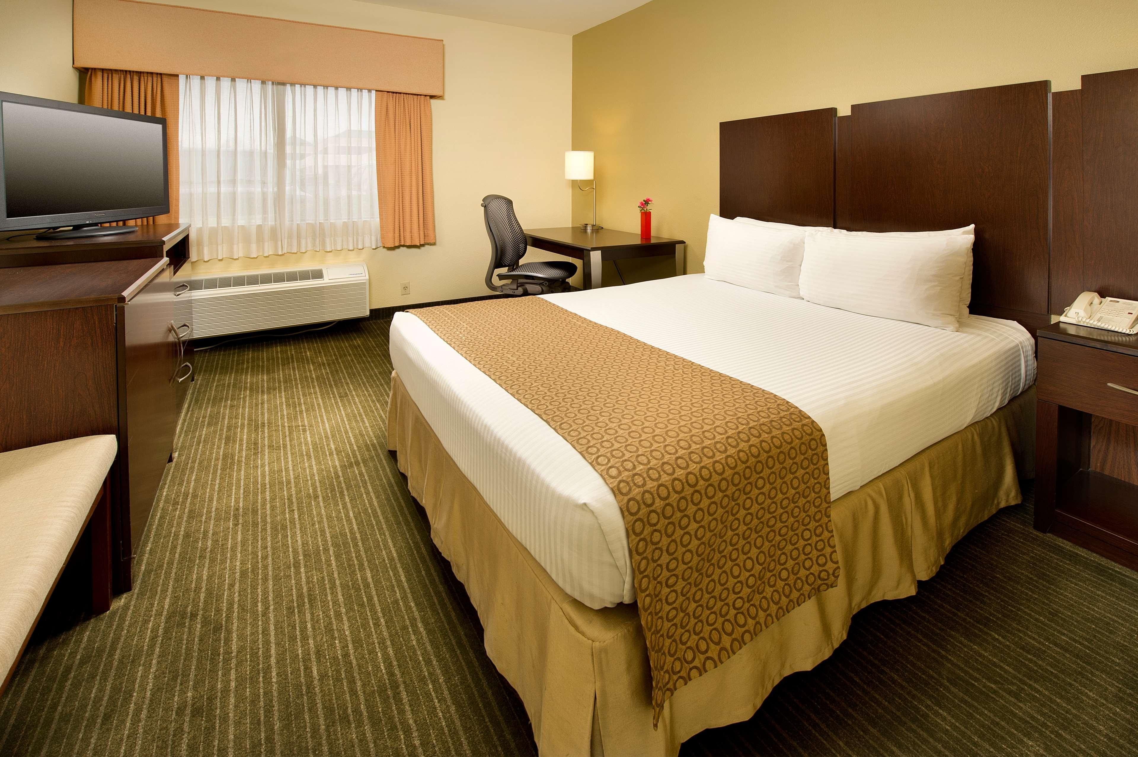 Best Western Plus Plaza By The Green Kent Eksteriør billede