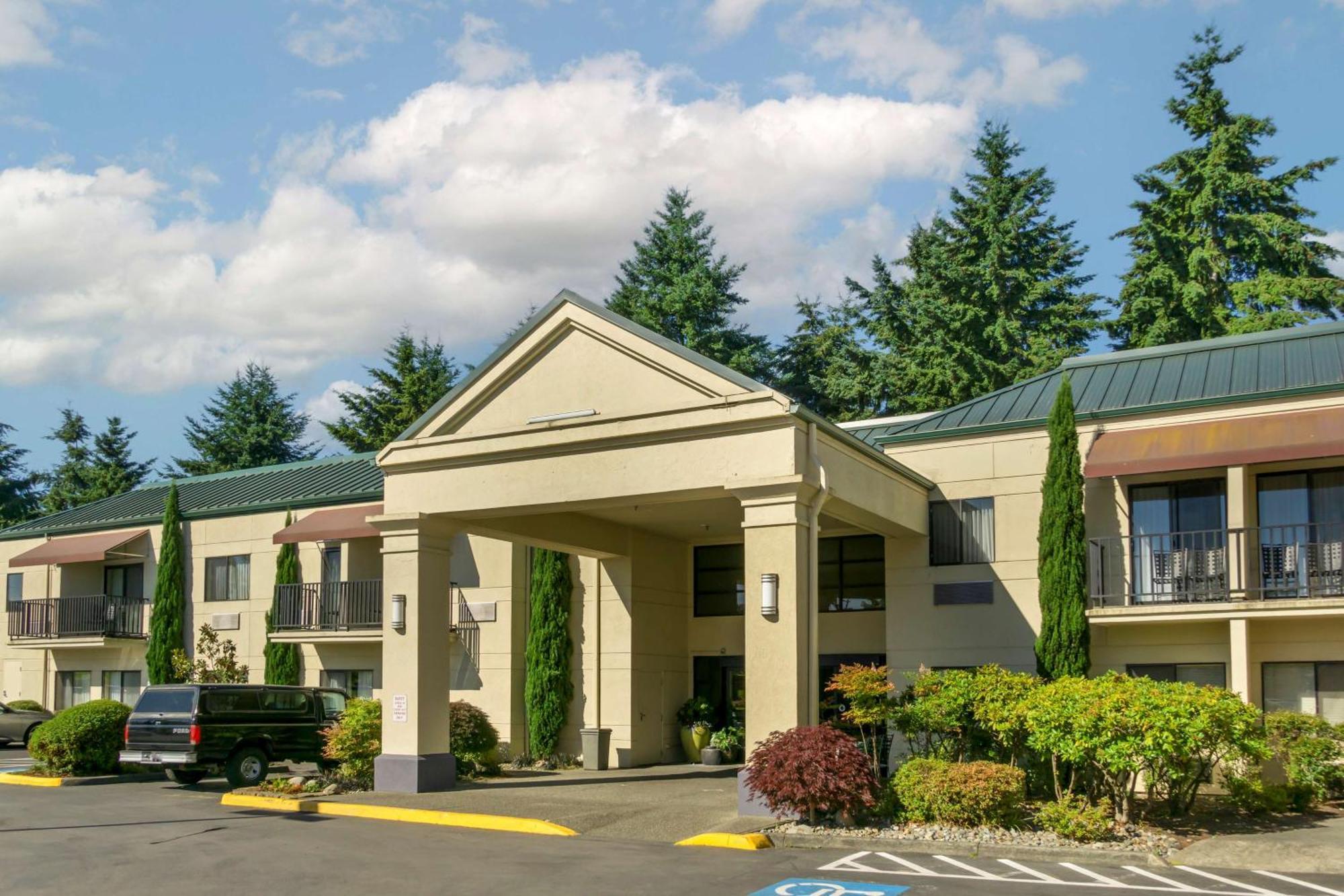 Best Western Plus Plaza By The Green Kent Eksteriør billede